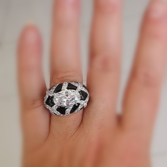 NWT exquisite black enamel dome ring with 5ct cz size 8 - Picture 8 of 9
